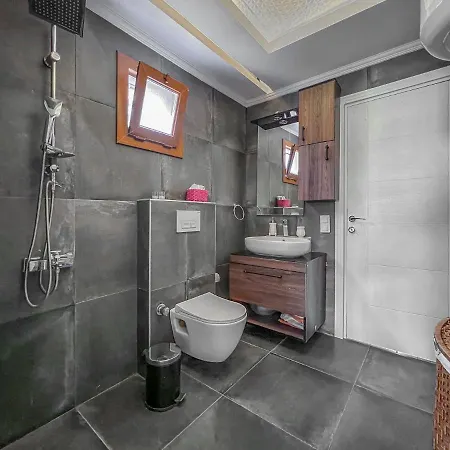 Apartamento Fabulous 2 Bedroom Flat With Amazing View In Yalikavak *