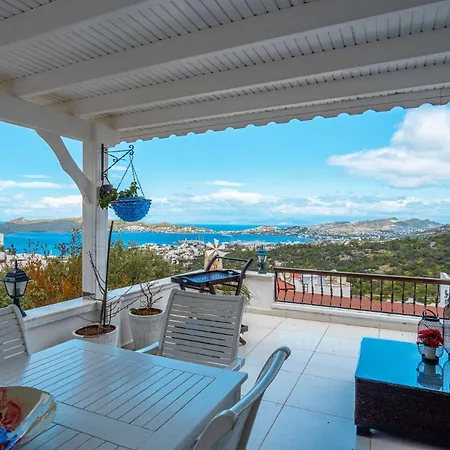 Fabulous 2 Bedroom Flat With Amazing View In Yalikavak Apartamento *